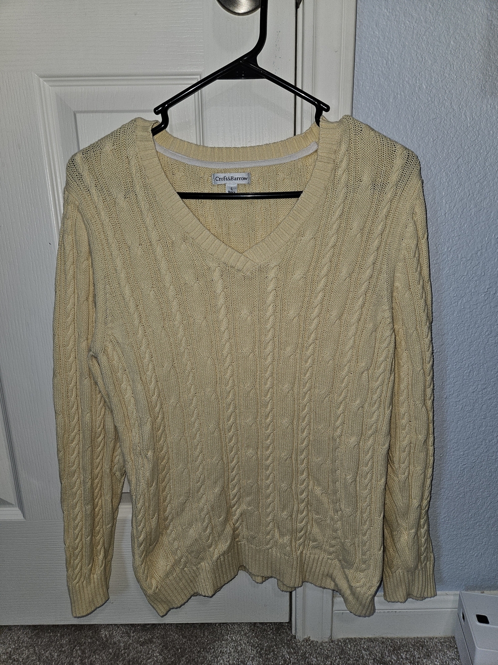 croft & barrow Yellow Cable-Knit V-Neck Sweater Size Large